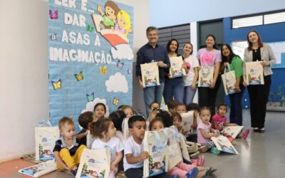 Santa Maria da Serra: Município distribui sacolinhas literárias para incentivar a leitura desde a infância