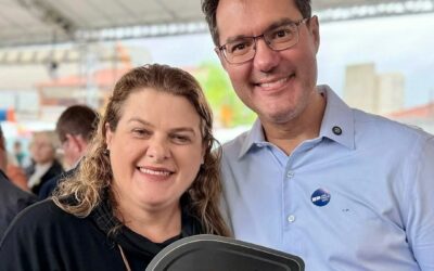 Analândia: Prefeita Silvana Perin conquista van para a saúde por meio do deputado Alex Madureira